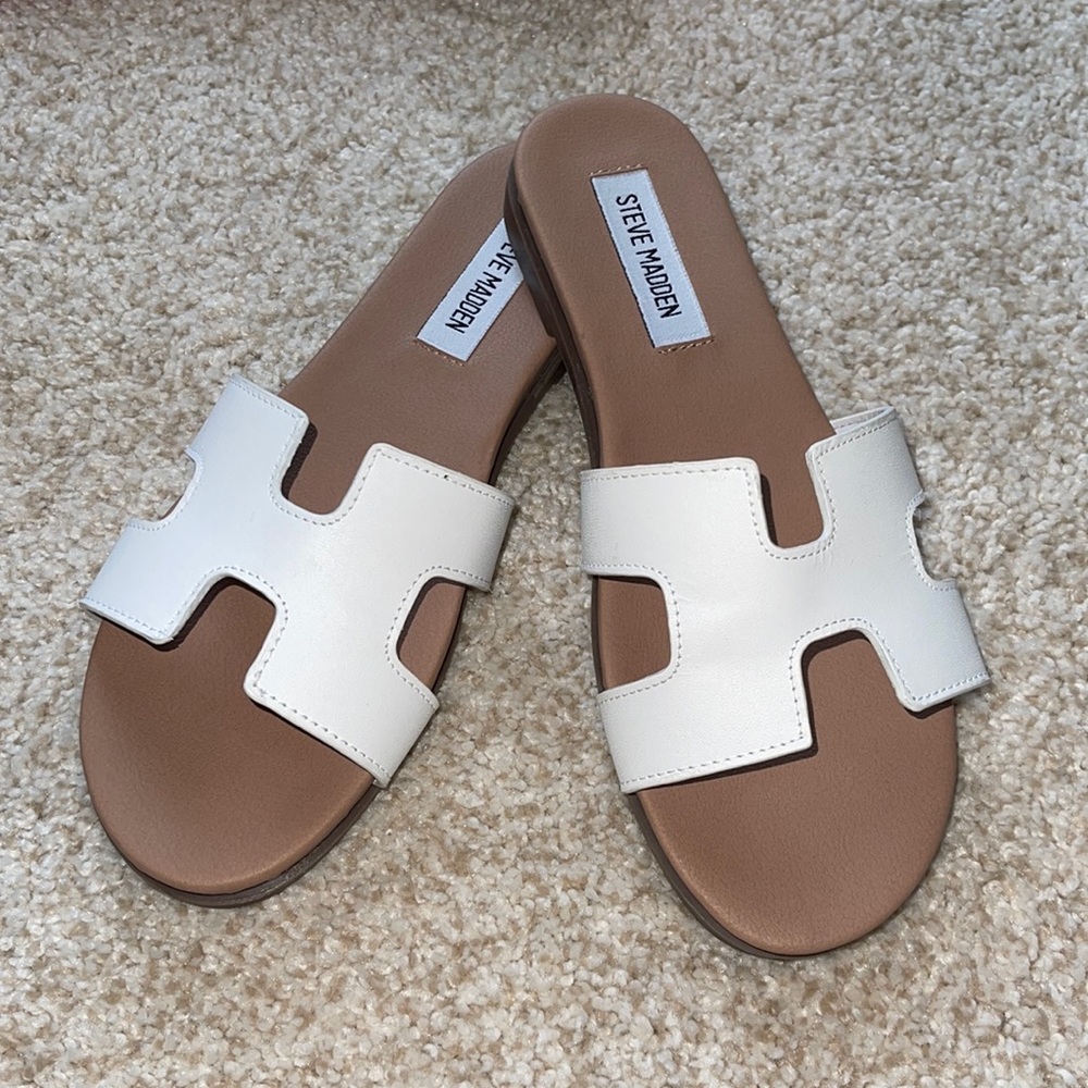 Steve Madden Hoku Sandal